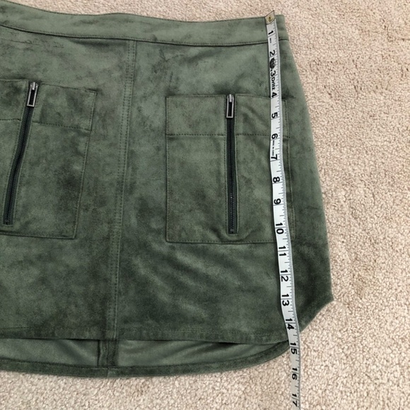 BCBGMaxazria Faux Suede Mini Skirt Olive Green XS - Picture 13 of 13